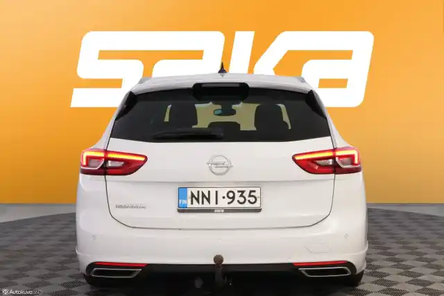 Valkoinen Farmari, Opel Insignia – NNI-935