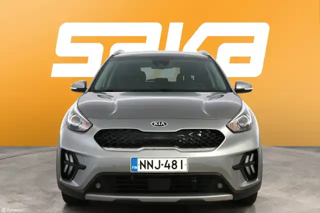 Harmaa Maastoauto, Kia NIRO – NNJ-481