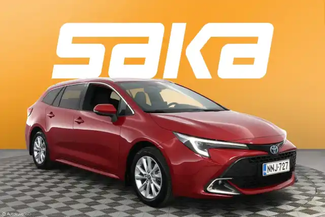 Punainen Farmari, Toyota Corolla – NNJ-727