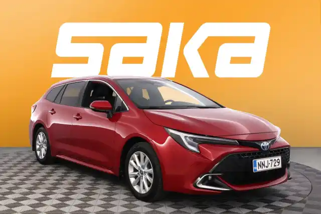 Punainen Farmari, Toyota Corolla – NNJ-729