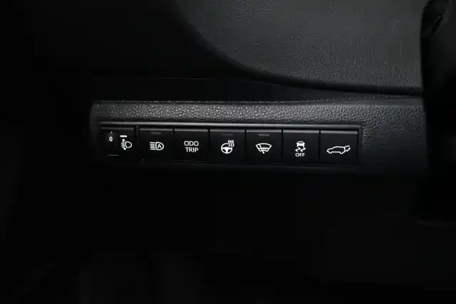 Punainen Farmari, Toyota Corolla – NNJ-729