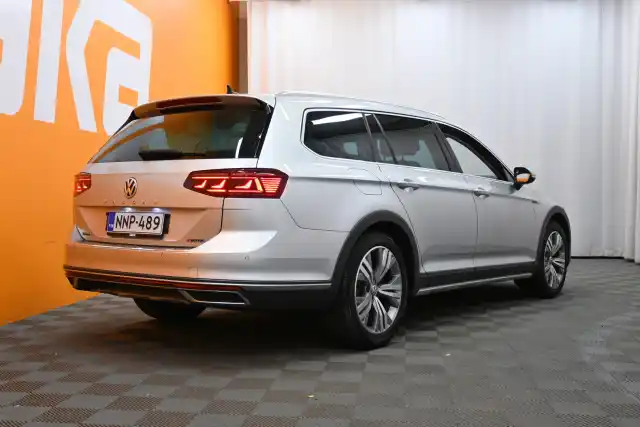 Hopea Farmari, Volkswagen Passat – NNP-489