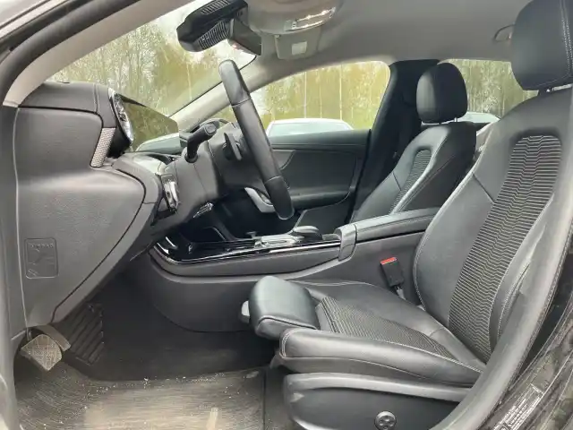 Musta Farmari, Mercedes-Benz CLA – NNP-552