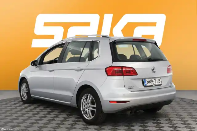 Harmaa Tila-auto, Volkswagen Golf Sportsvan – NNR-748