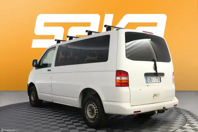 Valkoinen Pakettiauto, Volkswagen Transporter – OBI-173