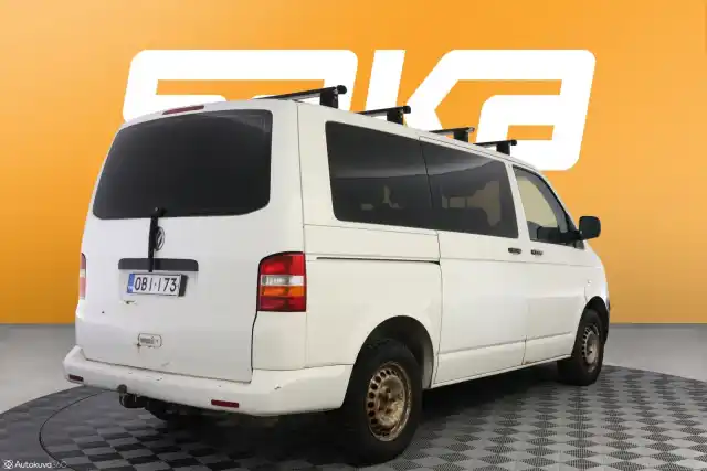 Valkoinen Pakettiauto, Volkswagen Transporter – OBI-173