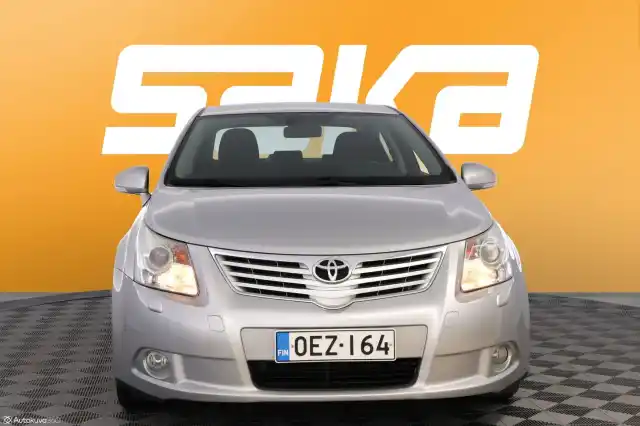 Hopea Sedan, Toyota Avensis – OEZ-164