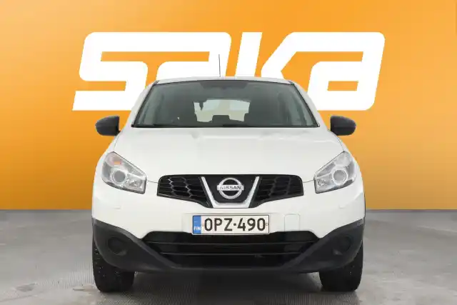 Valkoinen Maastoauto, Nissan Qashqai – OPZ-490