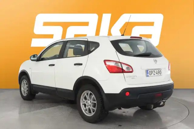 Valkoinen Maastoauto, Nissan Qashqai – OPZ-490