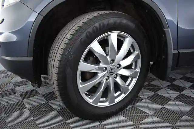 Harmaa Maastoauto, Honda CR-V – OTJ-751