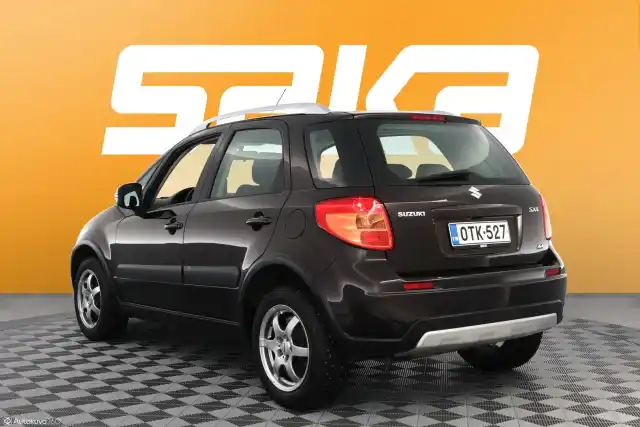 Ruskea (beige) Viistoperä, Suzuki SX4 – OTK-527