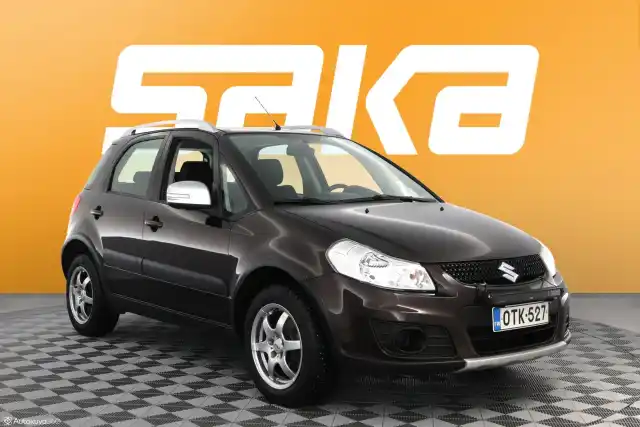 Ruskea (beige) Viistoperä, Suzuki SX4 – OTK-527