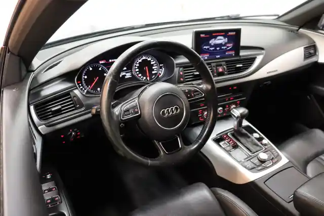 Musta Viistoperä, Audi A7 – OTK-723