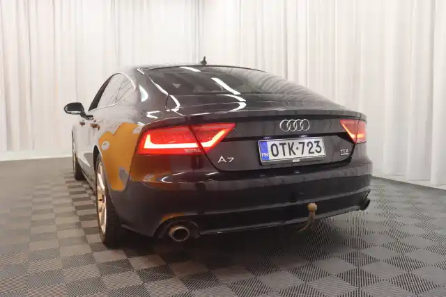 Musta Viistoperä, Audi A7 – OTK-723