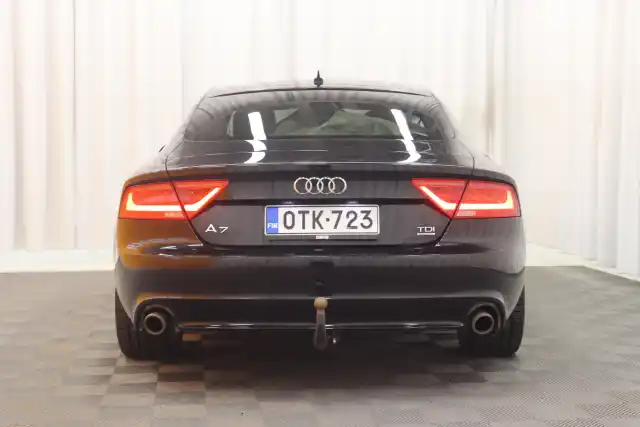 Musta Viistoperä, Audi A7 – OTK-723