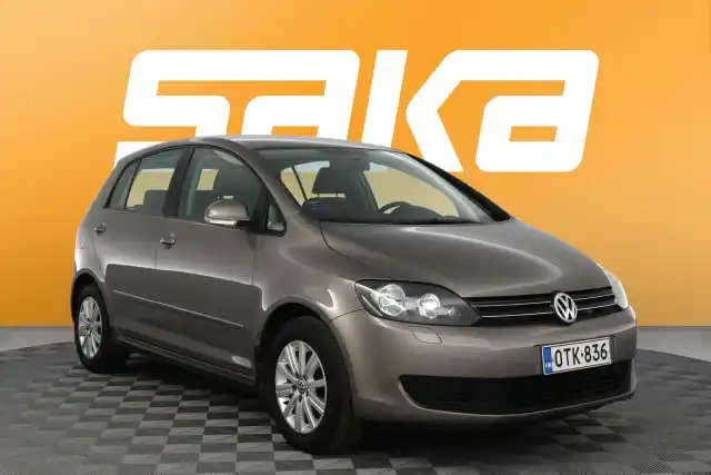 Ruskea Tila-auto, Volkswagen Golf Plus – OTK-836