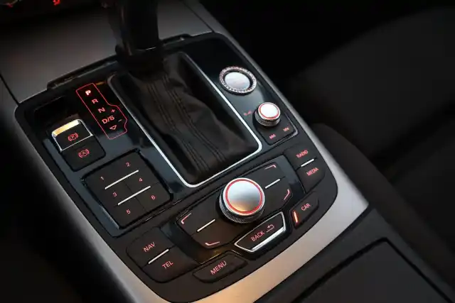 Hopea Farmari, Audi A6 – OTN-403