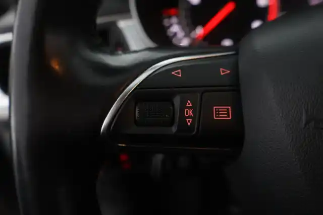 Hopea Farmari, Audi A6 – OTN-403