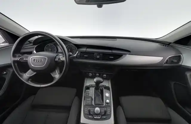 Hopea Farmari, Audi A6 – OTN-403