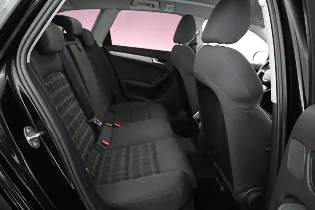 Musta Farmari, Audi A4 – OTO-269