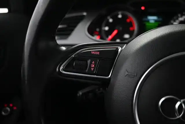 Musta Farmari, Audi A4 – OTO-269