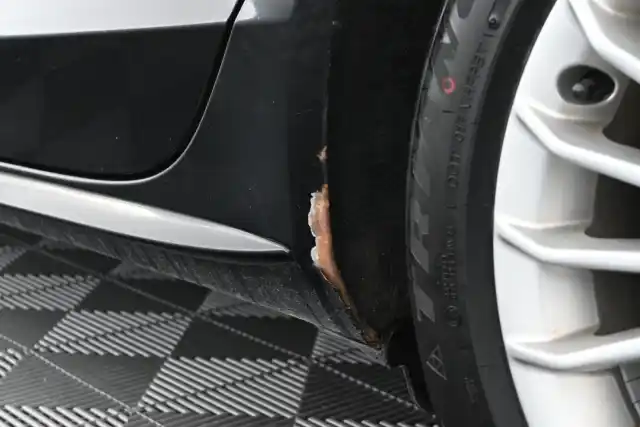 Musta Farmari, Audi A4 – OTO-269