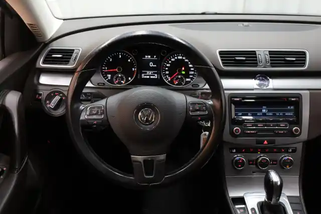 Ruskea Farmari, Volkswagen Passat – OTO-359