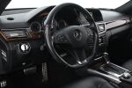 Musta Sedan, Mercedes-Benz E – OTX-597, kuva 16
