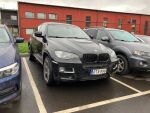 Musta Maastoauto, BMW X6 – OTX-998, kuva 1