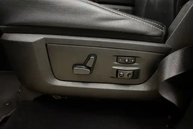 Musta Avolava, DODGE RAM – OUA-392