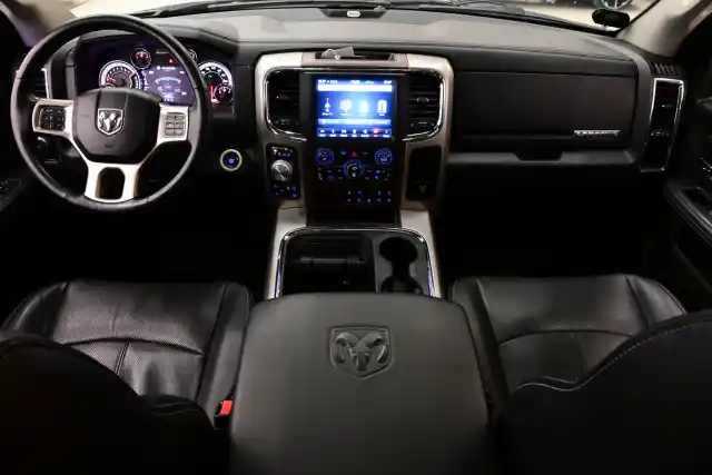 Musta Avolava, DODGE RAM – OUA-392