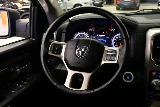 Musta Avolava, DODGE RAM – OUA-392