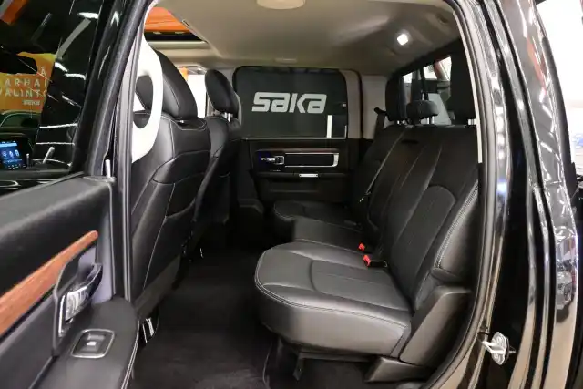 Musta Avolava, DODGE RAM – OUA-392