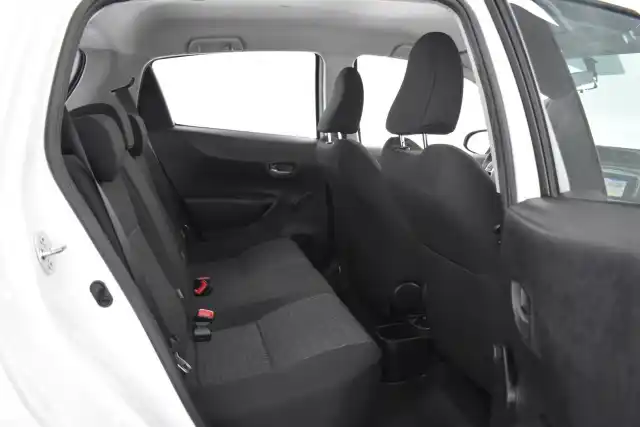 Valkoinen Viistoperä, Toyota Yaris – OUH-284