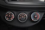 Valkoinen Viistoperä, Toyota Yaris – OUH-284, kuva 22