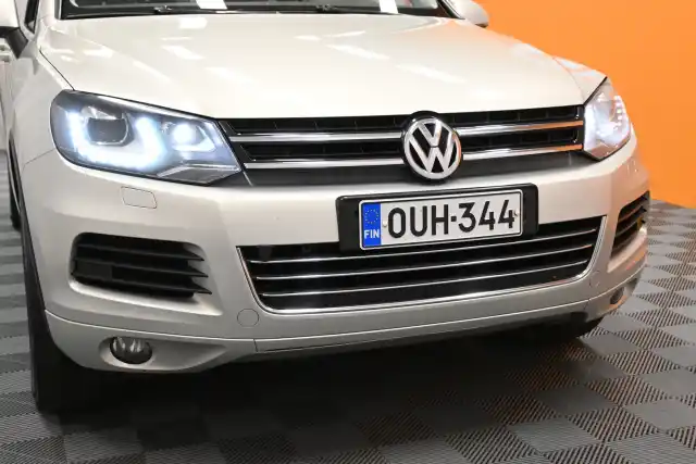 Hopea Maastoauto, Volkswagen Touareg – OUH-344