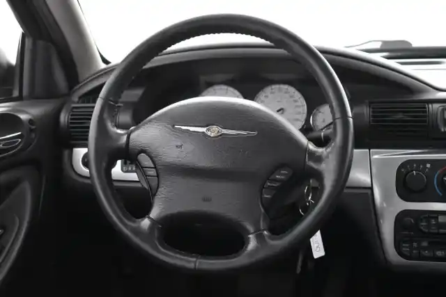 Hopea Sedan, Chrysler Sebring – OUI-386