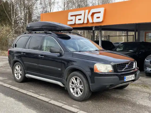 Musta Maastoauto, Volvo XC90 – OUO-878