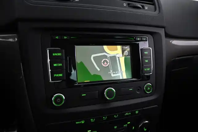 Vihreä Maastoauto, Skoda Yeti – OUR-380