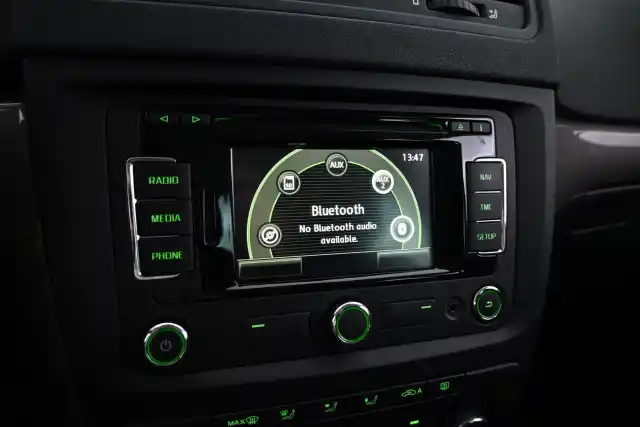 Vihreä Maastoauto, Skoda Yeti – OUR-380