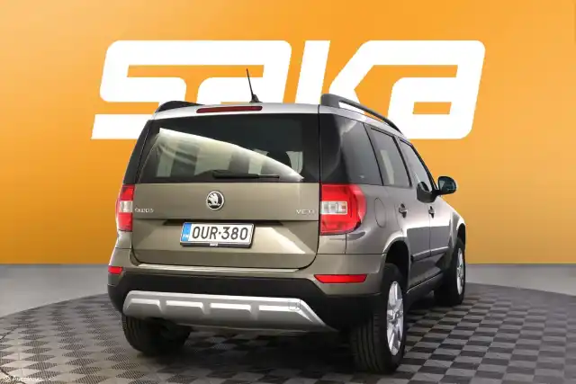 Vihreä Maastoauto, Skoda Yeti – OUR-380