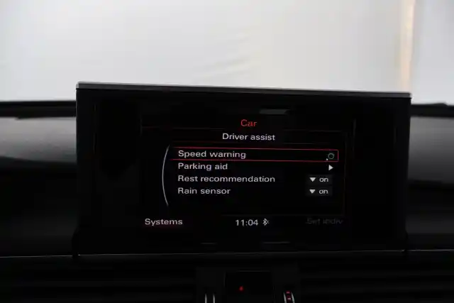Harmaa Farmari, Audi A6 – OUS-247