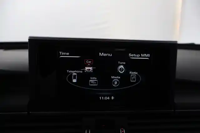 Harmaa Farmari, Audi A6 – OUS-247