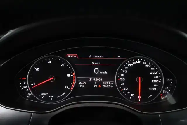 Harmaa Farmari, Audi A6 – OUS-247