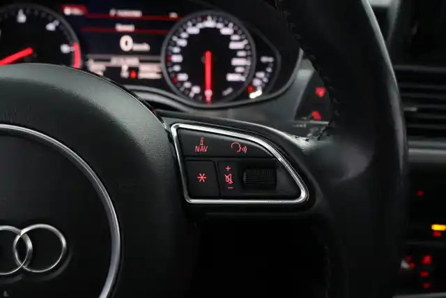 Harmaa Farmari, Audi A6 – OUS-247