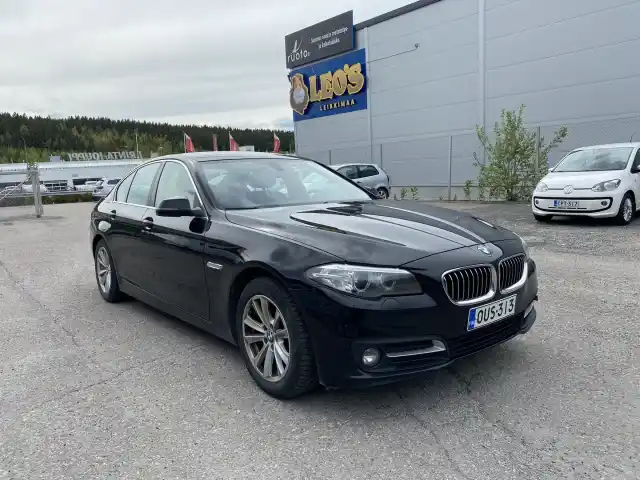 Musta Sedan, BMW 518 – OUS-313