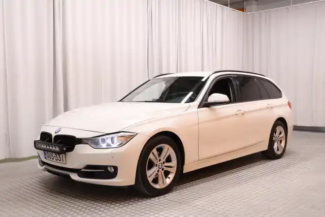 Valkoinen Farmari, BMW 320 – OUS-331