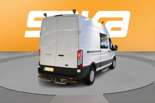 Valkoinen Pakettiauto, Ford Transit – OUT-415