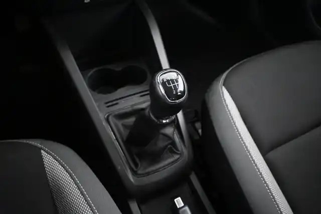Valkoinen Farmari, Skoda Fabia – OUU-243