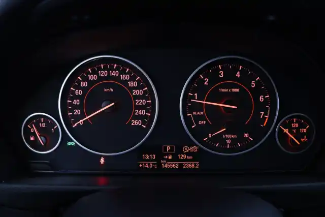 Valkoinen Sedan, BMW 420 – OUV-949